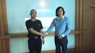 中擂在LED行業的經驗比較豐富，策劃中為我公司品牌提煉出“自然光”賣點，并對眾產品進行全面梳理分類，全面提升了產品形象。此次雙方都合作很愉快，期待未來雙方能繼續攜手邁進！
